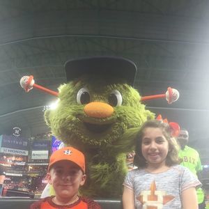 Meet your Posher, Ernest